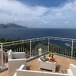 Casa Lauretta A Marciano Ferienhaus *