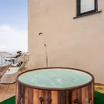 Casa Lauretta A Marciano Ferienhaus *
