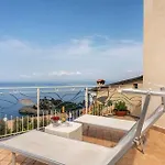 Casa Lauretta A Marciano *