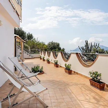 Casa Lauretta A Marciano Ferienhaus Massa Lubrense