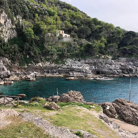 Casa Lauretta A Marciano Holiday home
