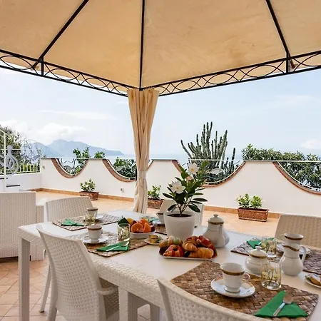 Casa Lauretta A Marciano