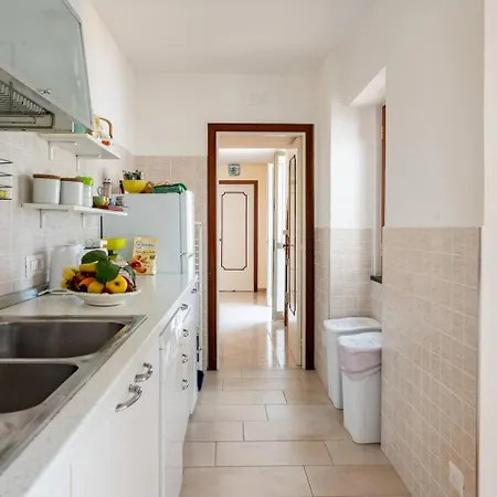 Casa Lauretta A Marciano Holiday home