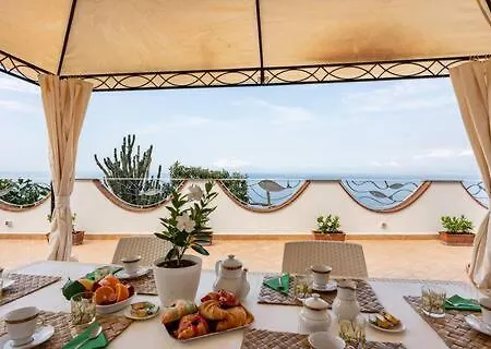 Casa Lauretta A Marciano