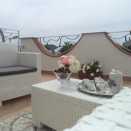 Casa Lauretta A Marciano