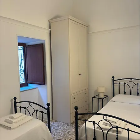 Casa Lauretta A Marciano